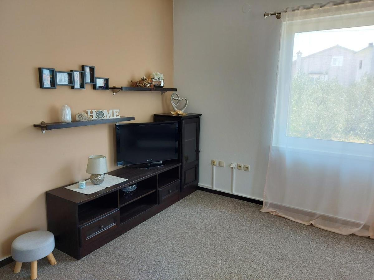 Apartman Larisa Leilighet Kampor Eksteriør bilde