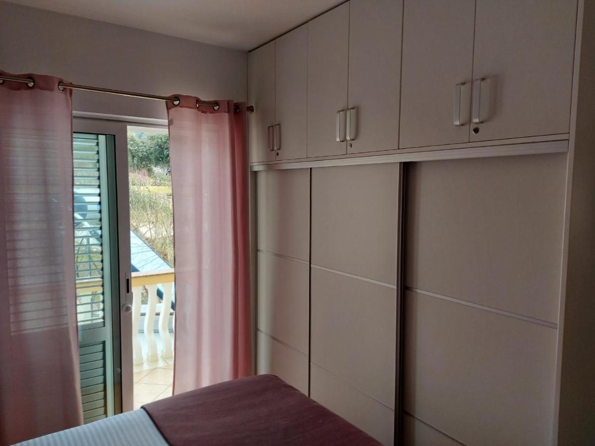 Apartman Larisa Leilighet Kampor Eksteriør bilde
